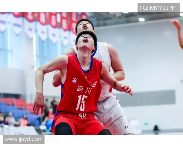 王泉泽：从青涩新星到篮球场上的闪耀巨星之路